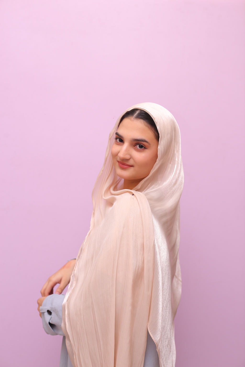 Silk Organza Hijab – Soft Gold