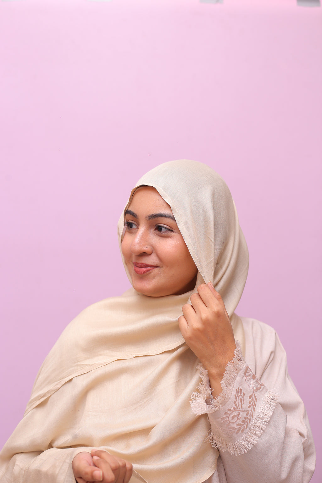 Luxe Modal Hijab – Ivory Whisper