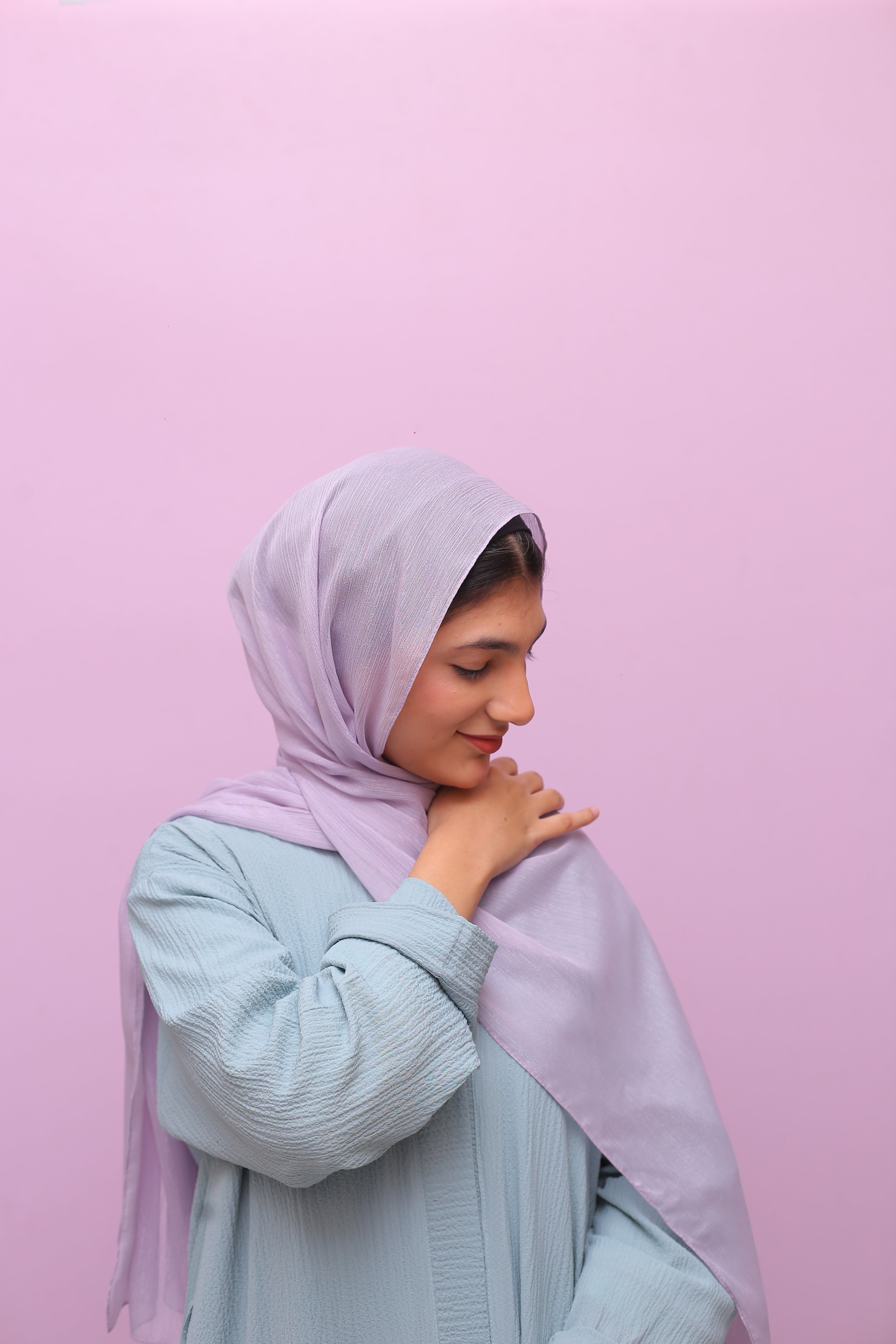 Metallic Sheen Hijab – Lavender Frost