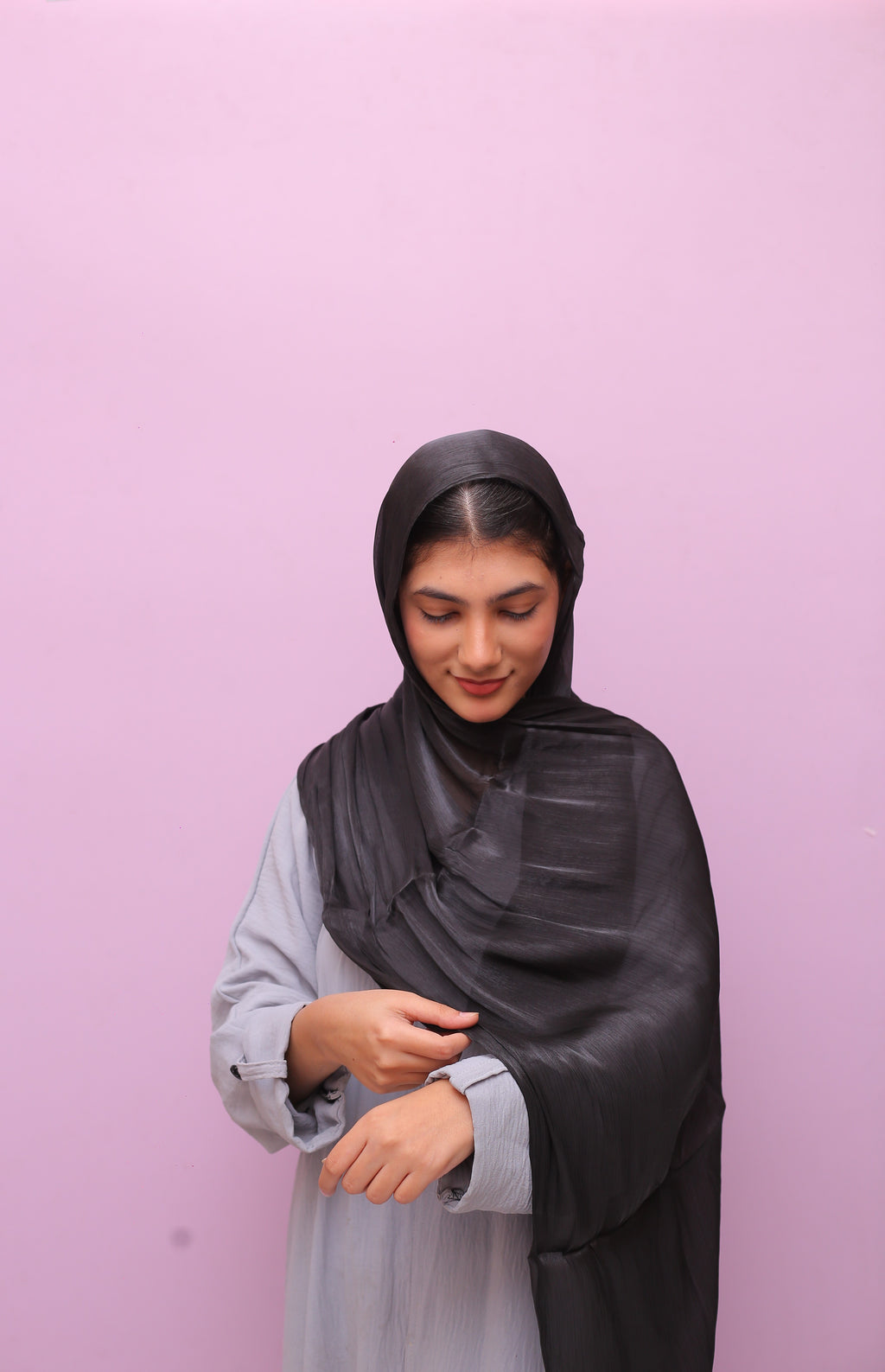 Silk Organza Hijab – Midnight Noir