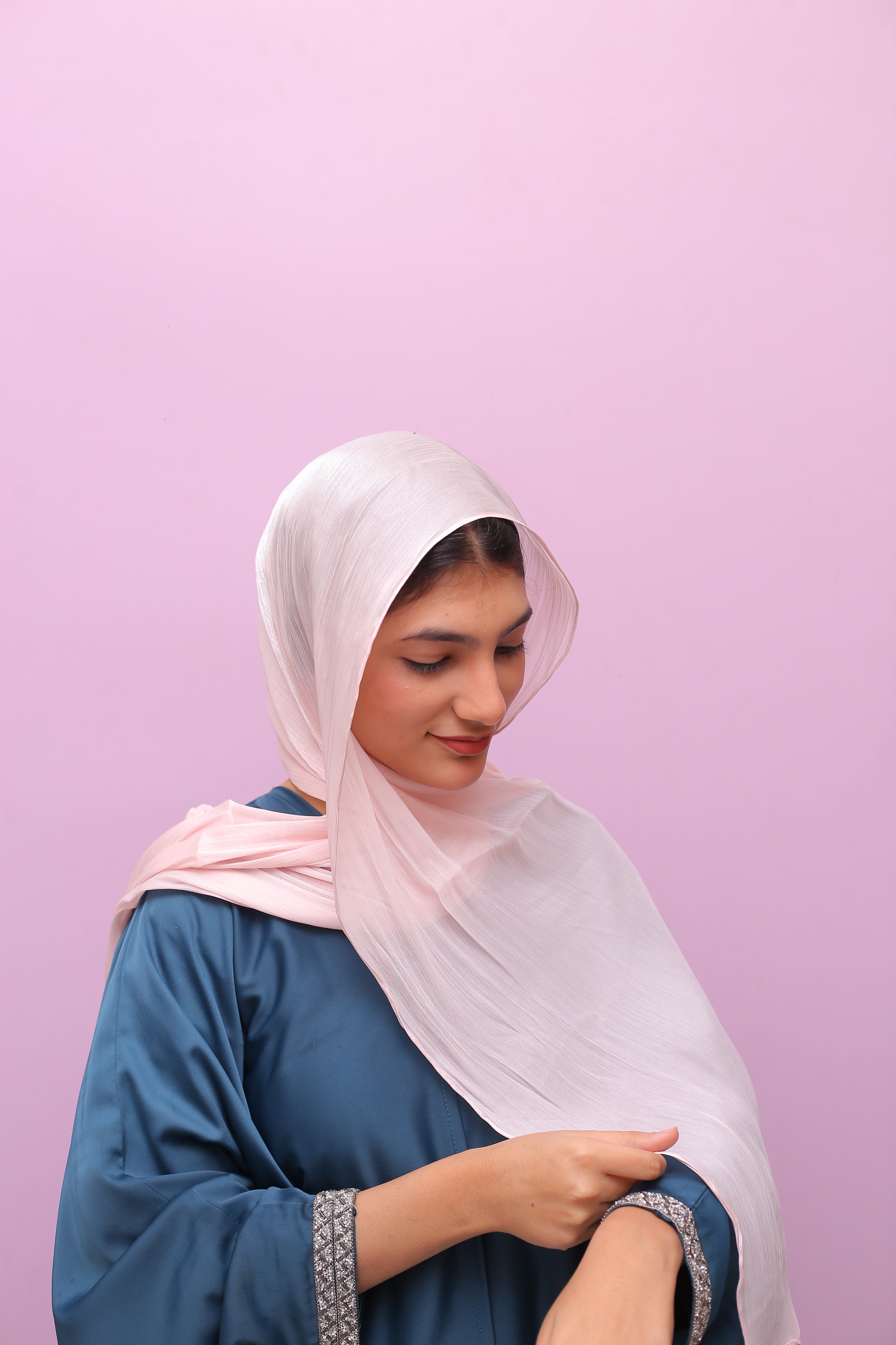 Silk Organza Hijab– Barely Pink