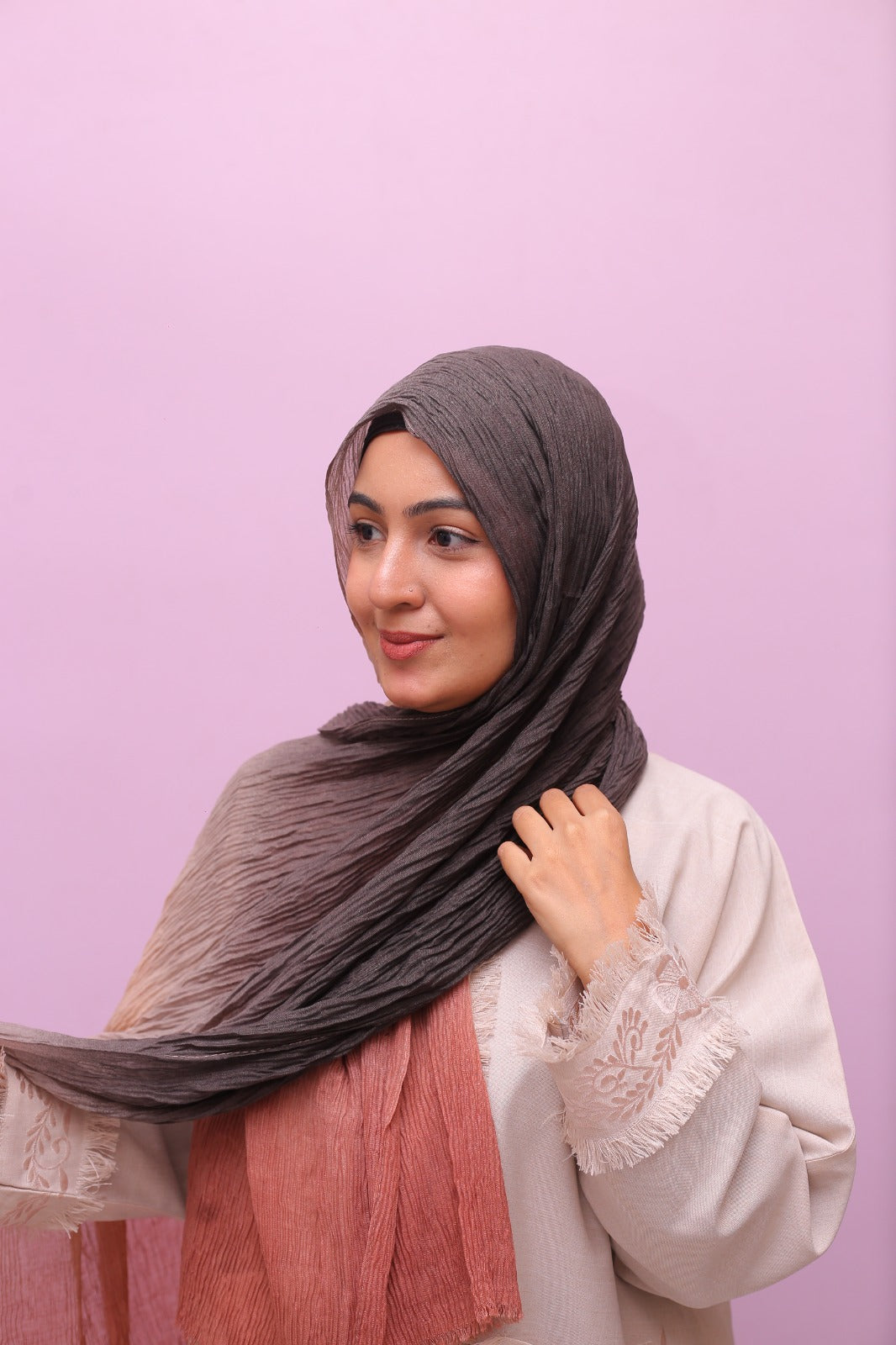 Ombre Crinkle Hijab– Mocha Rose